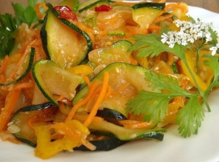 Кабачки с морковью по-корейски на зиму — рецепт с фото пошагово